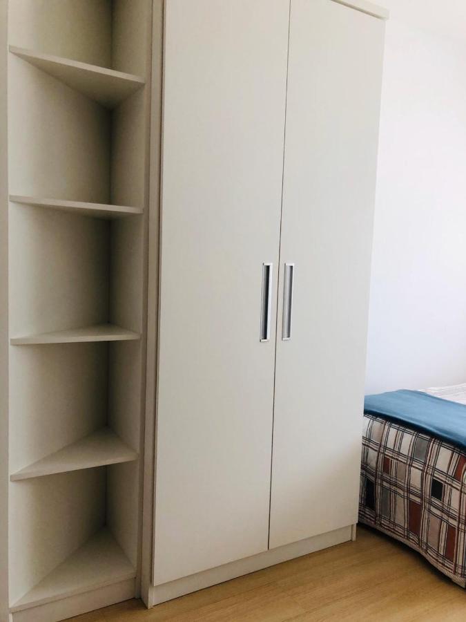 Apartment Em